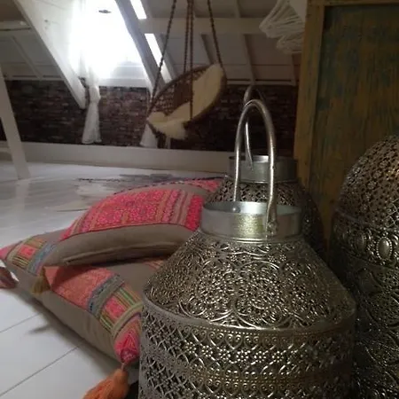 アパート Attic Judy's *