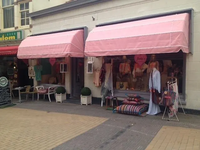 Attic Judy's Appartement *