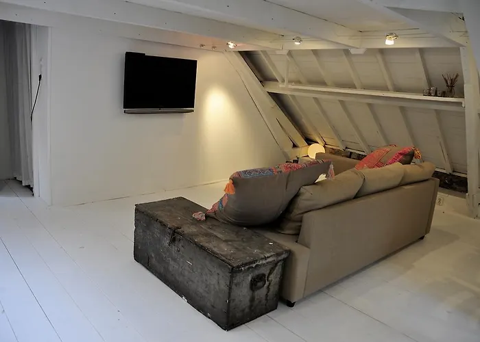 Attic Judy's * Zandvoort